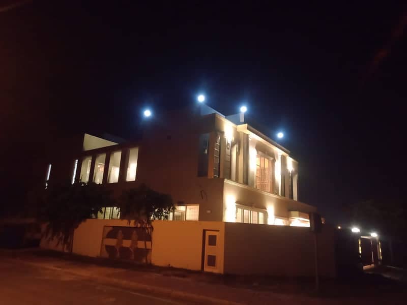 BRAND NEW HOUSE OF ONE KANAL AVAILABLE FOR RENT IN BAHRIA ORCHARD 29