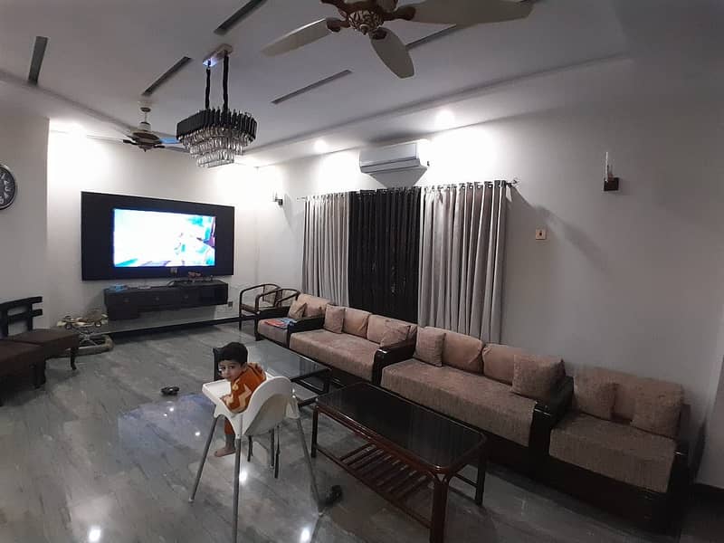 FURNISHED HOUSE ONE KANAL WITH BASEMENT AVAILABLE FOR SALE AT ATTRACTIVE PRICE 9