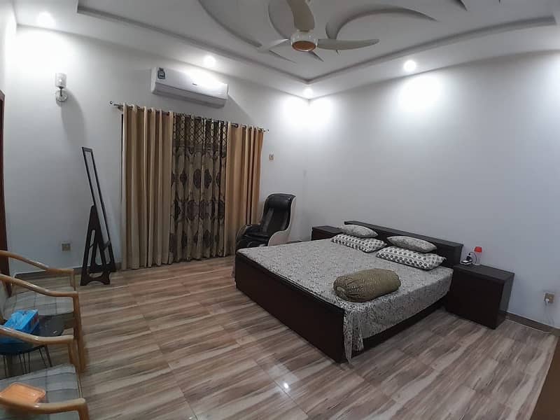 FURNISHED HOUSE ONE KANAL WITH BASEMENT AVAILABLE FOR SALE AT ATTRACTIVE PRICE 19