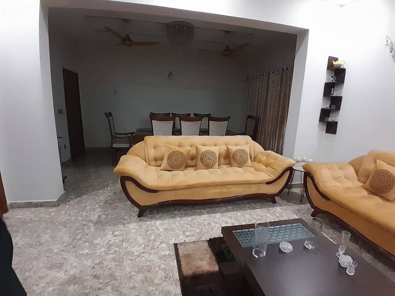 FURNISHED HOUSE ONE KANAL WITH BASEMENT AVAILABLE FOR SALE AT ATTRACTIVE PRICE 26