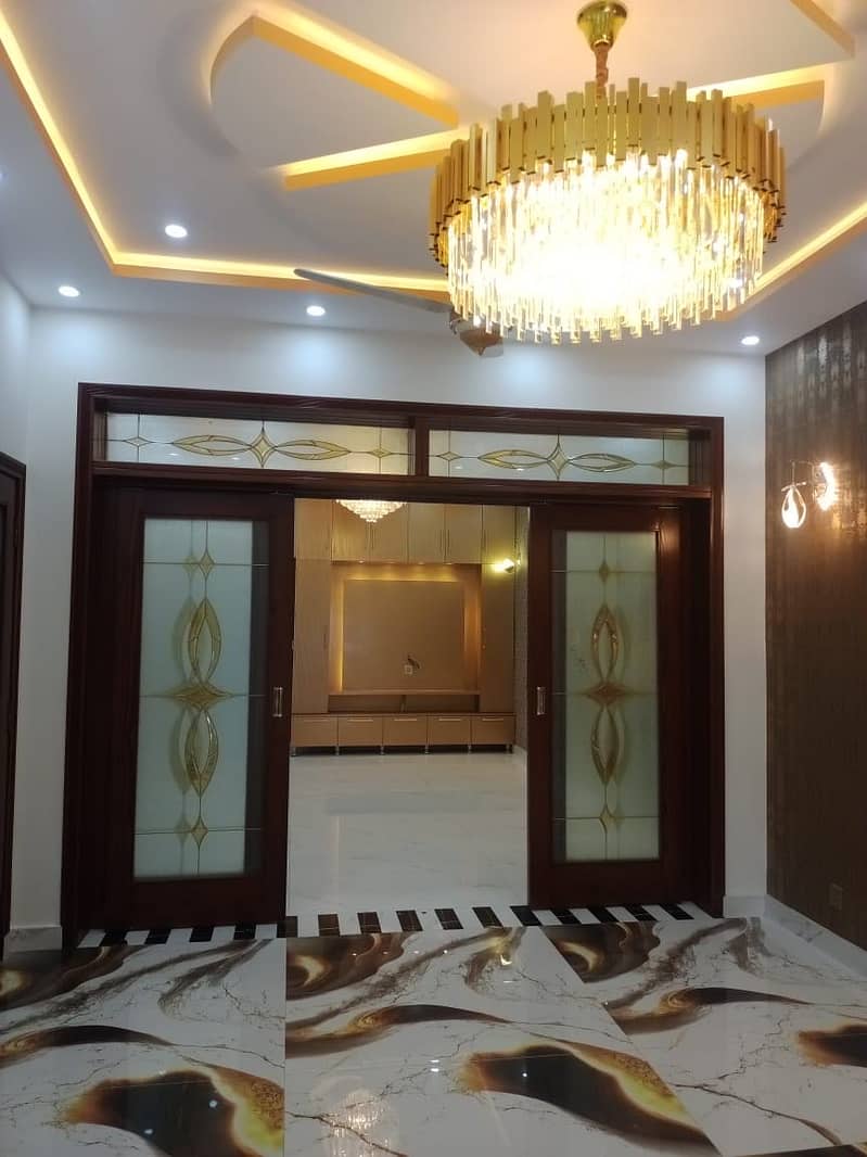 BRAND NEW HOUSE 8 MARLA AVAILABLE FOR SALE IN BAHRIA ORCHARD 1