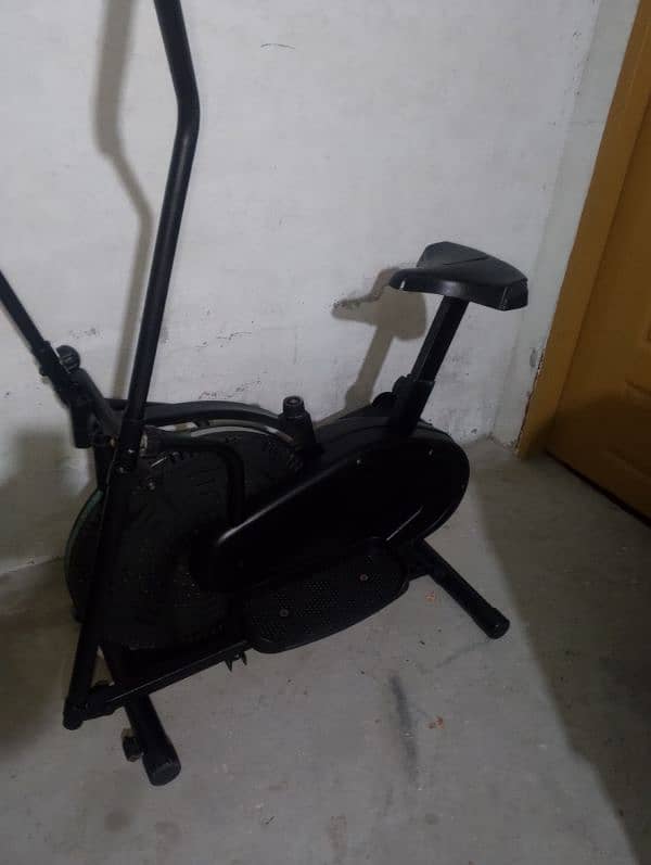 Elliptical Trainer For Sale in Neat And Clean Condition 3