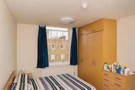 2bed DD 4th floor with lift Renovated