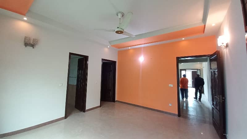 1 Kanal Upper Portion Available In Johar Town Phase 2 Nearby Expo Centre Emporium 0