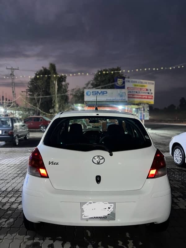 Toyota Vitz 2008 5