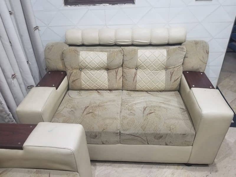 Elegant & Comfortable Sofa Set – Perfect for Your Home 1