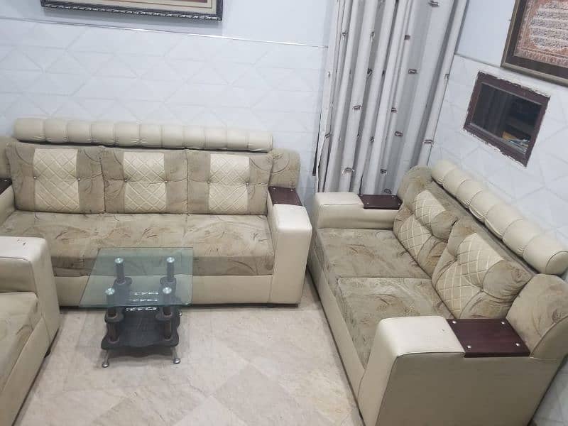 Elegant & Comfortable Sofa Set – Perfect for Your Home 7