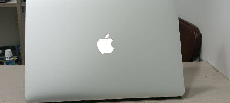 Apple Macbook pro 2015 15" Ci7 11