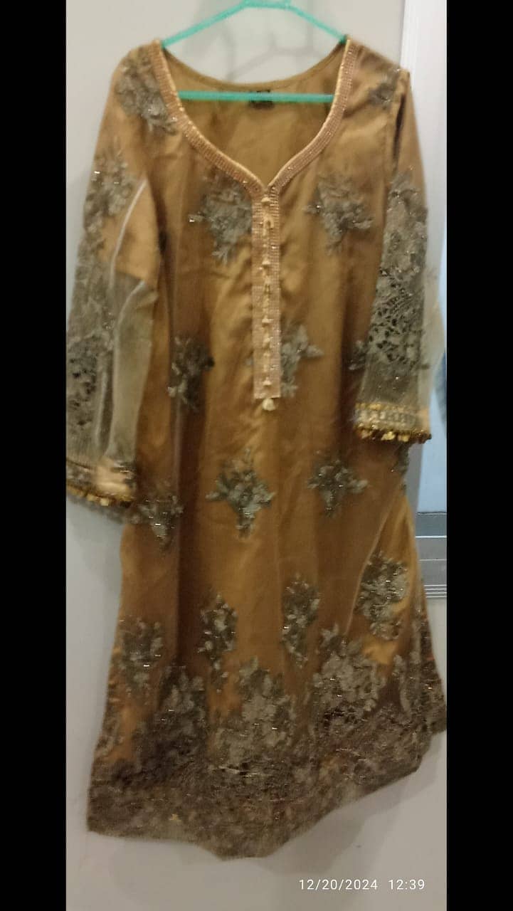 Three piece shadi wear dress at best price 3