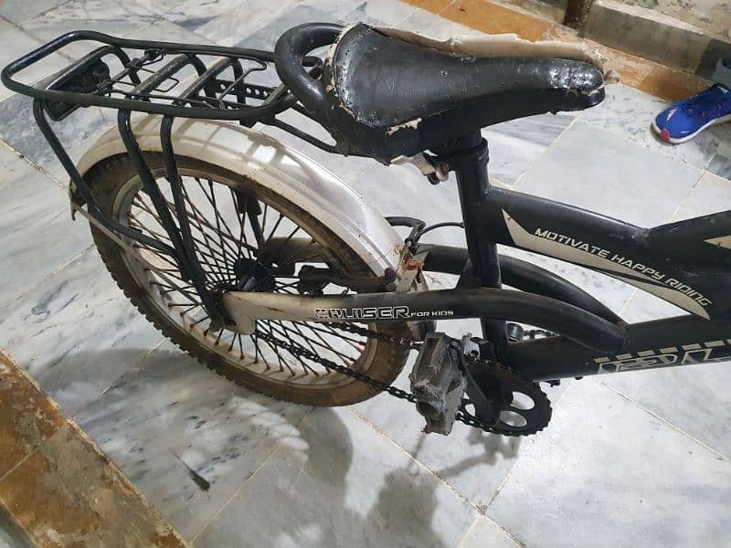 Cycle Medium Size - 100% In Running Condition 6