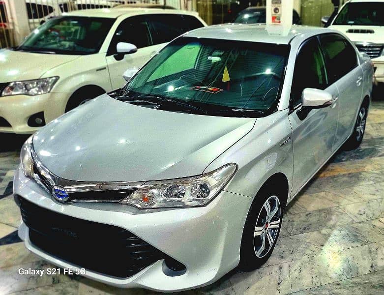 Toyota Corolla Axio 2015 1