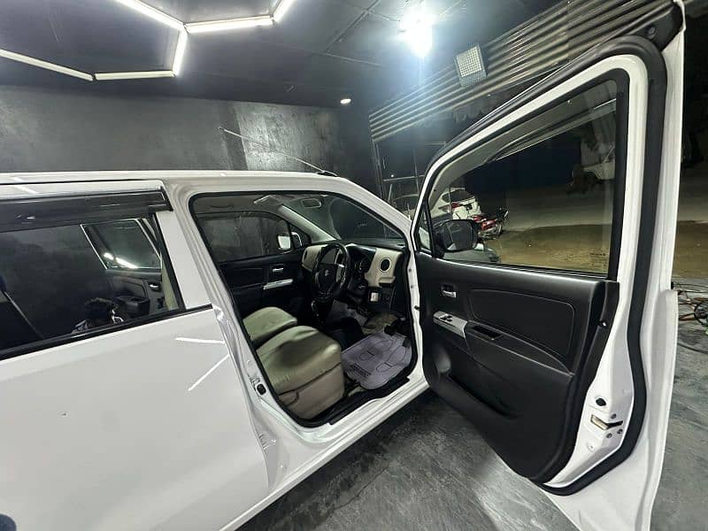 Suzuki Wagon R 2021 11