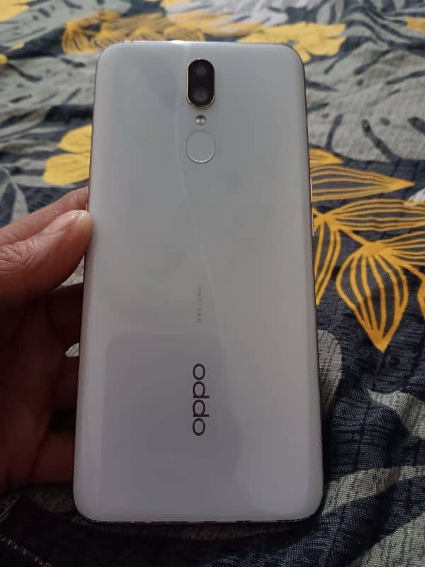 OPPO F11 8gb 256 2