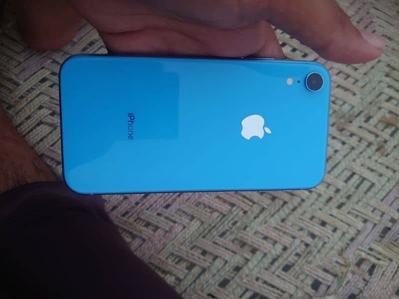 iphone XR For Sell 3