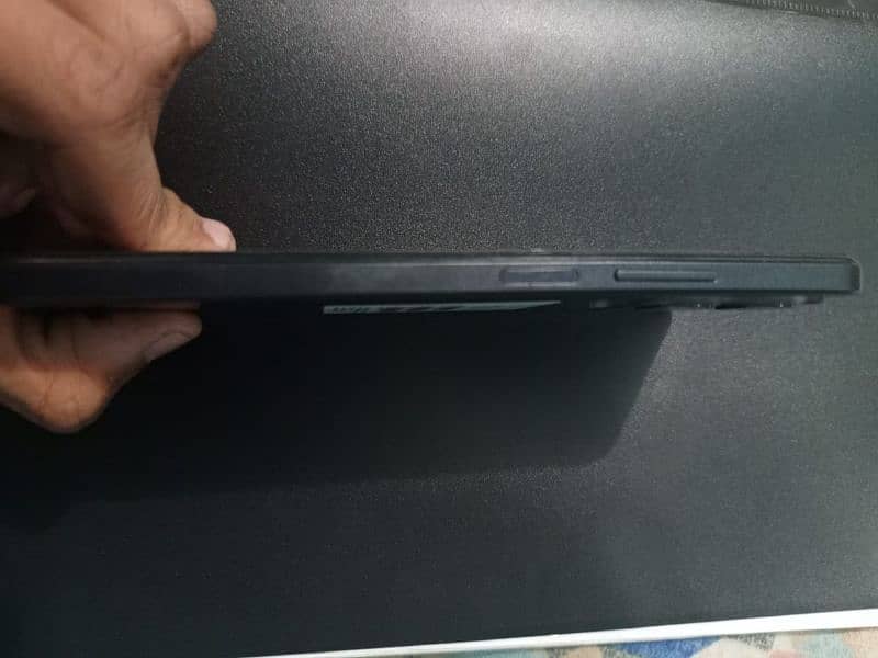 I am selling my Redmi Note 12 in awesome condition 4