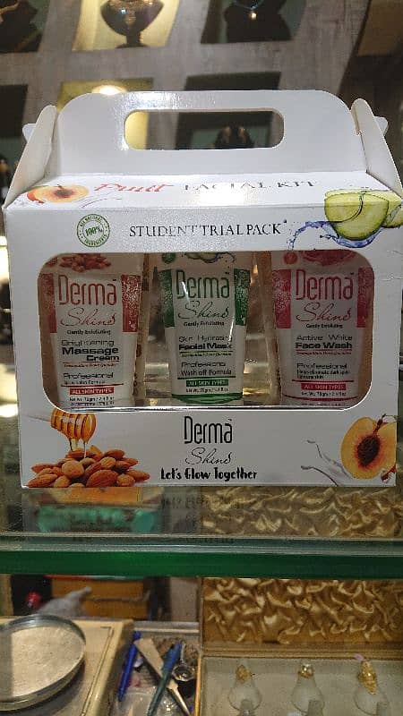 Derma Shine Fruit Facial Kit 6-Pack ( 70 G) 4