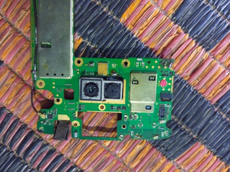 motorola Moto g6  PTA APPROVED mother board/1 dm ok ha koi fault nahi, 7