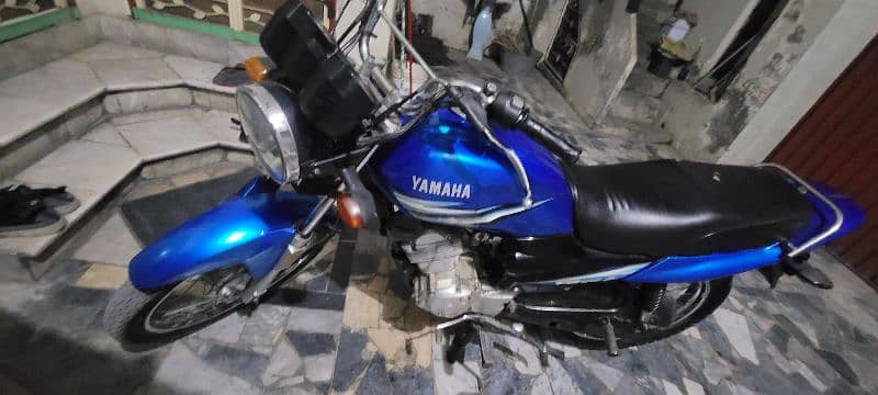 Yamaha YB 125Z 2