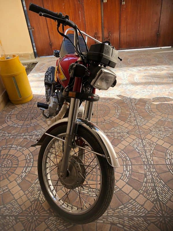 Honda CG 125 Red 03208229989 5