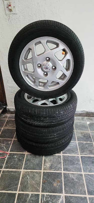 Original Alloyrims and tyres R-13wagonr ganiune alloyrims 0