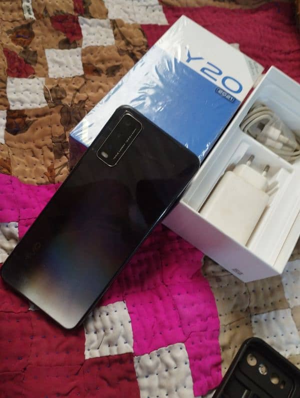 Vivo y20 4gb 64gb  condition  10 by 10 new jasa hi 3