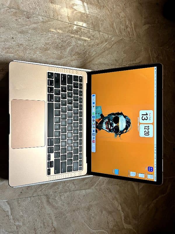 Apple MacBook M1 2020 Air 4