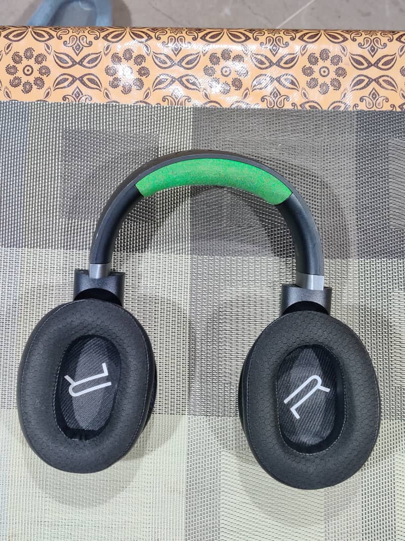 Razer Kaira Pro Wireless Gaming Headset / Headphones 1