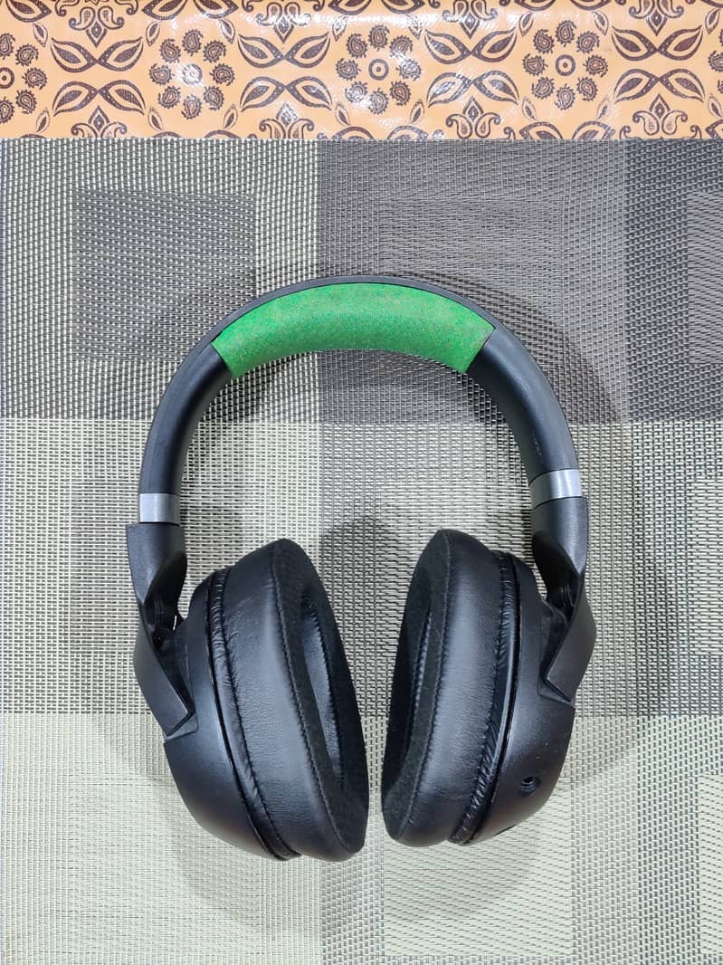 Razer Kaira Pro Wireless Gaming Headset / Headphones 3