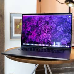 Macbook pro 2019 core i9 8 core 16 inch