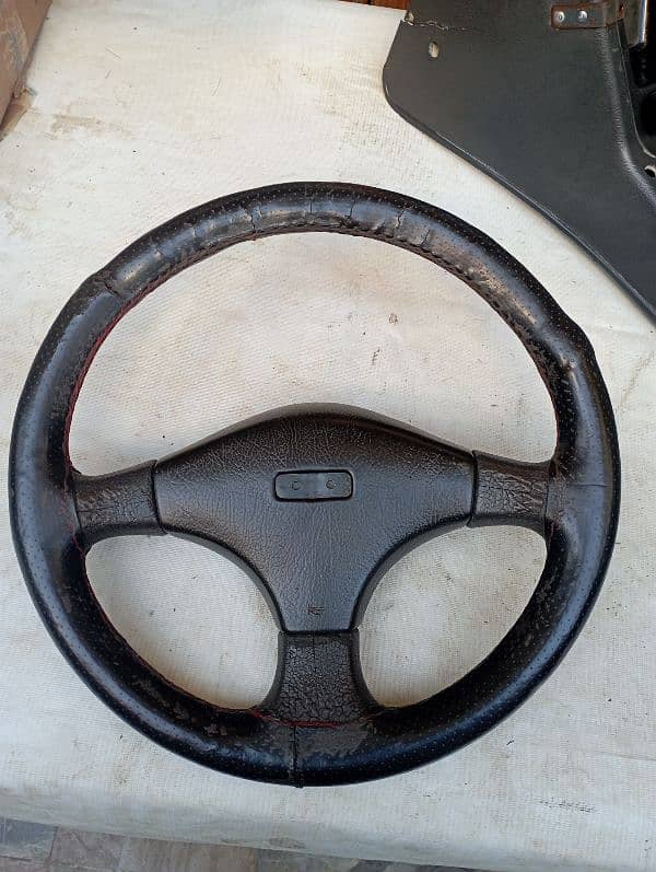 steering wheels 3000 each 4