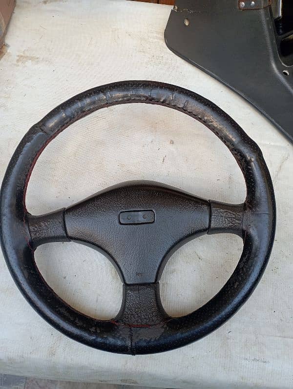 steering wheels 3000 each 5