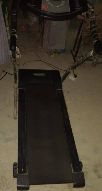 Bodyfit treadmill machine 1