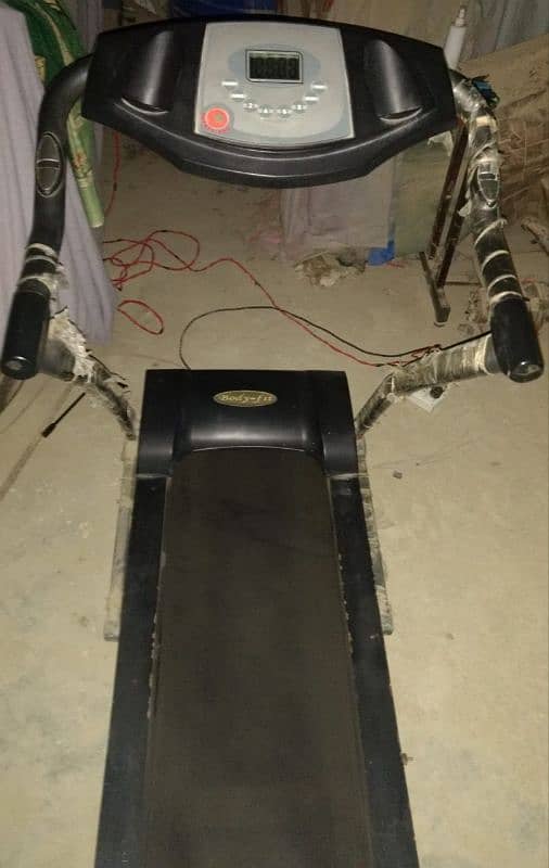 Bodyfit treadmill machine 2