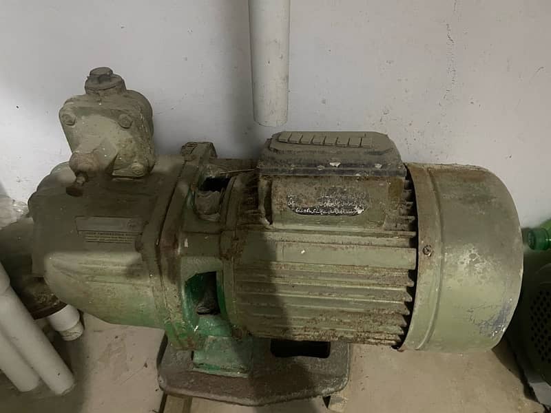 Boring pump motor 1