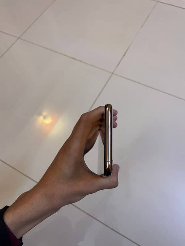 iphone xs max for sale factory unlock 4