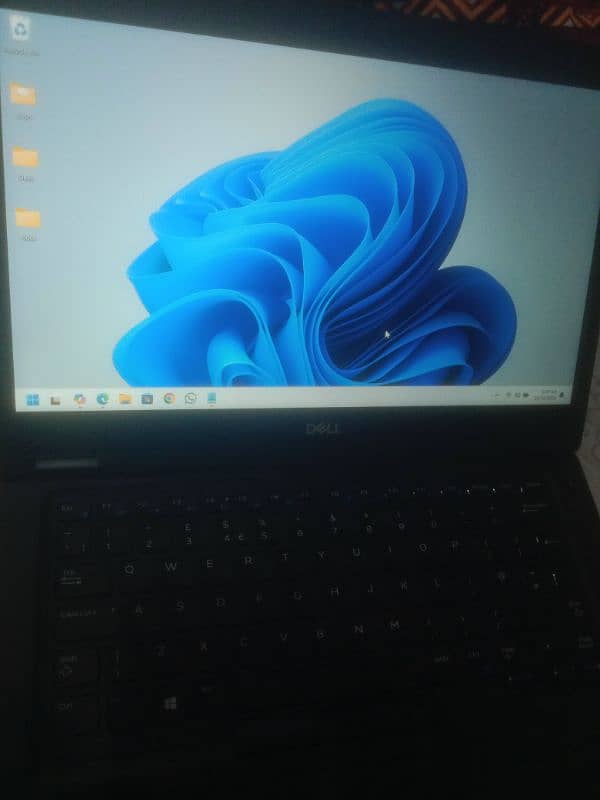 DELL 5490 TOUCHSCREEN 0