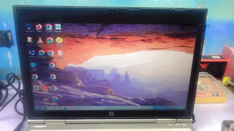 hp elitebook 2570p ram4gb for rom250gb corei3 3