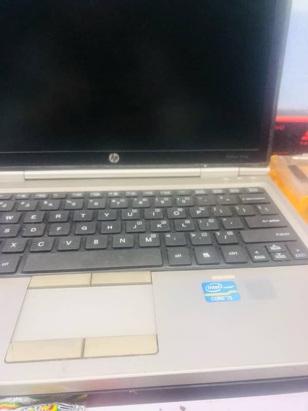 hp elitebook 2570p ram4gb for rom250gb corei3 5