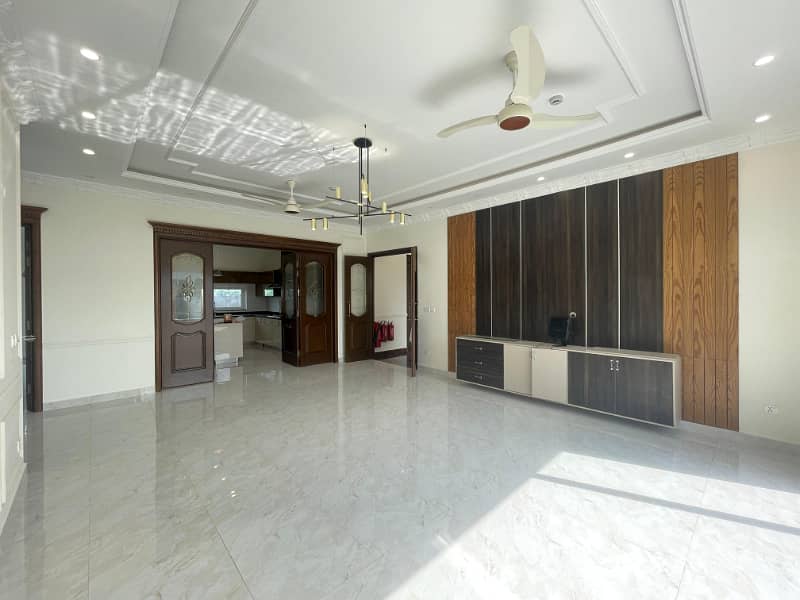 20 Marla Full House For Rent In DHA Ph-8 Lahore Owner Built House 12