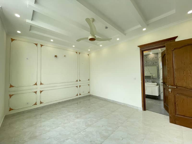 20 Marla Full House For Rent In DHA Ph-8 Lahore Owner Built House 16