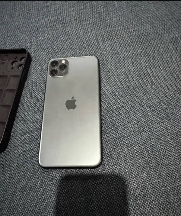 iPhone 11 pro max 0