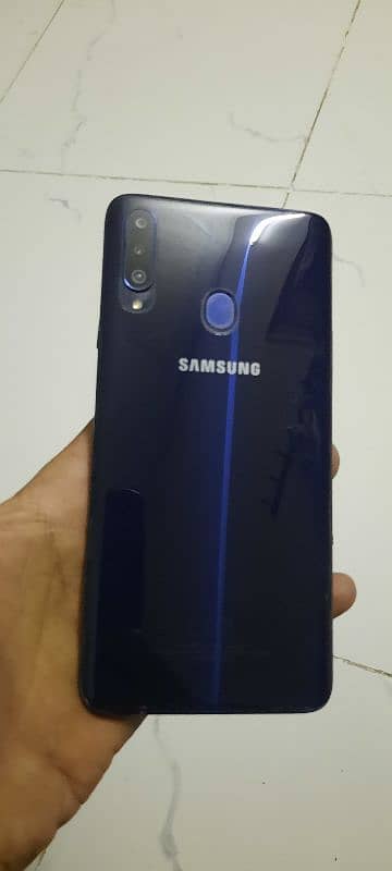 Samsung a20s brand new condition just box opened. 4