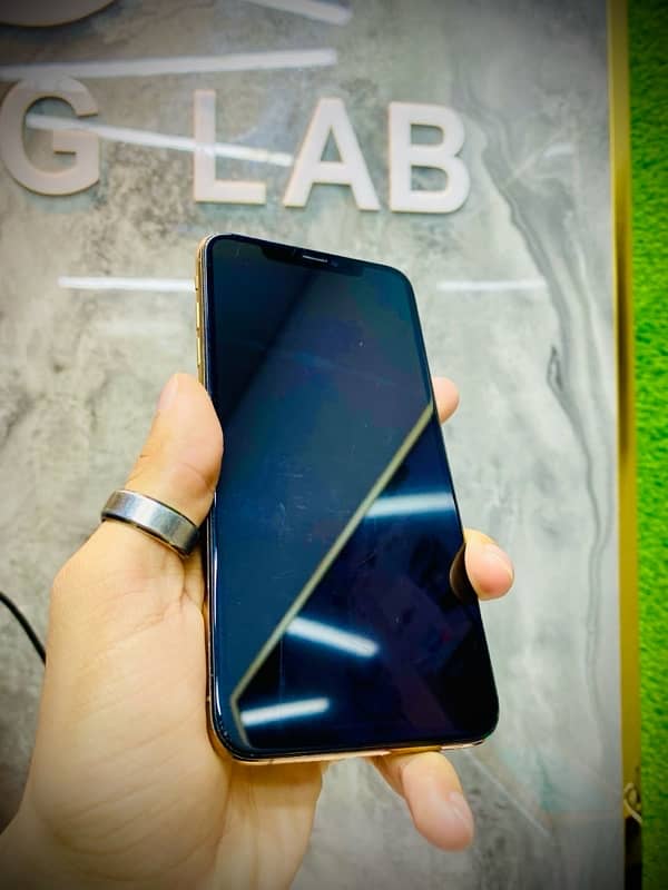 Iphone XS MaX Dual SiM PTA Approved 4