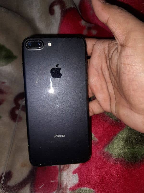 iphone 7  plus pta approved 256 gb all parts work contect =03122341681 0