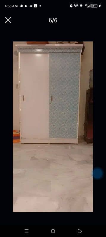 sliding door wardrobe for kids and adult only 4month used new as it is 4