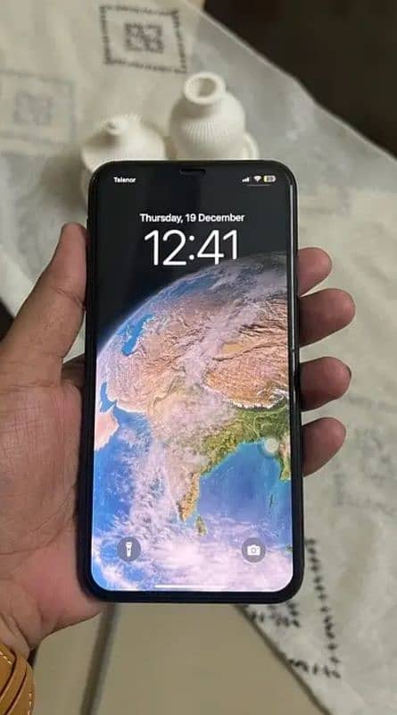 Iphone 11 pro max Pta Approved 1