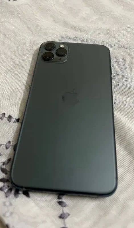 Iphone 11 pro max Pta Approved 3