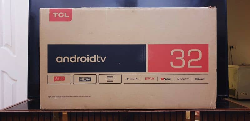 TCL 32" SMART ANDROID LedTv Only 1yr Used,No Shade, Excellent Working 7