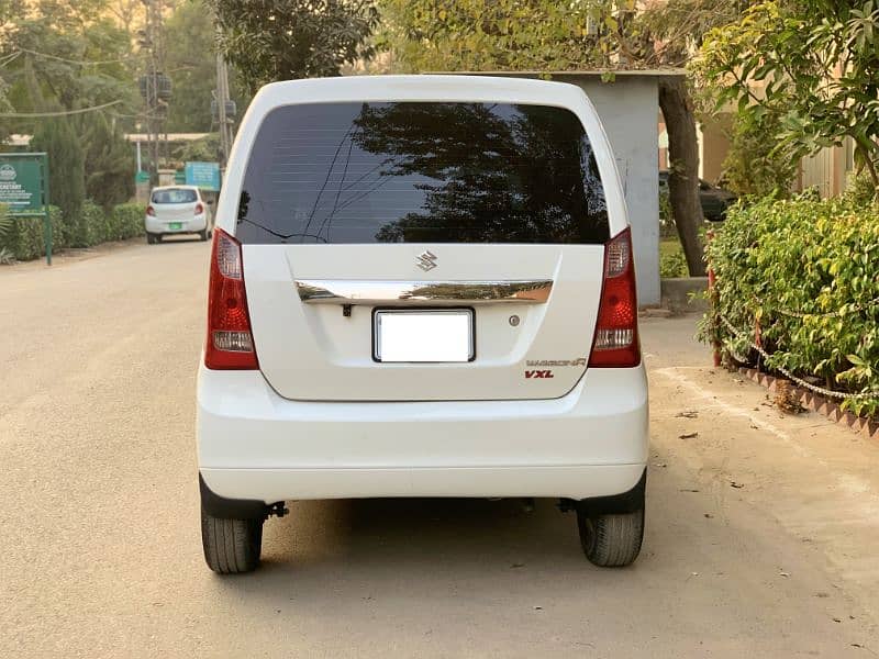 Urgent! Suzuki Wagon R 2021 (Low Milage) 19