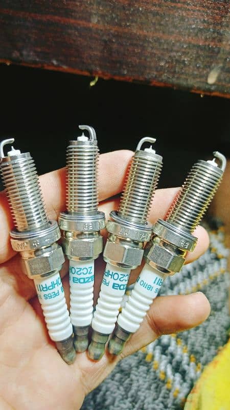 JAPNESE IMPORTED Best Fuel Average spark plugs 1